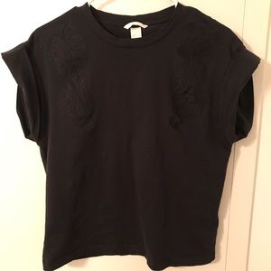 Black embroidered roll sleeve tee
